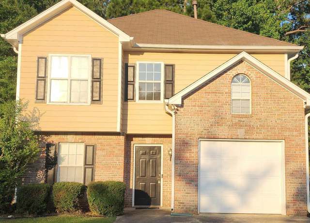Property at 232 Meriweather Ln, Calera, AL 35040, 3 beds, 2.5 baths