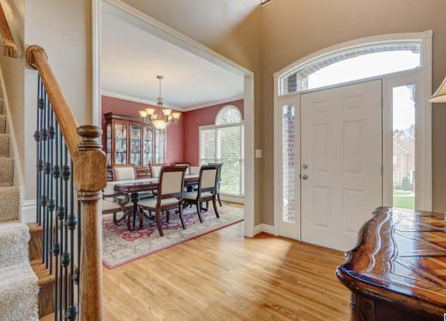 Property at 5213 Southcrest Ter, Hoover, AL 35244, 4 beds, 4.5 baths