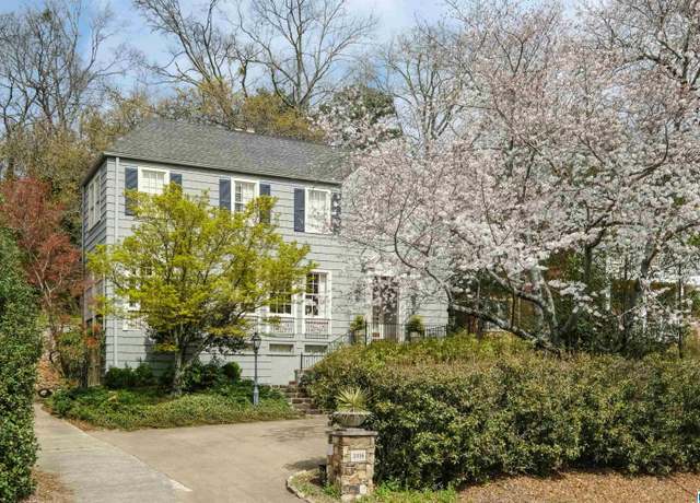 Property at 3516 Country Club Rd, Birmingham, AL 35213, 4 beds, 2.5 baths