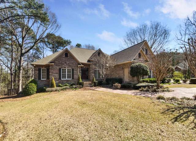 Property at 205 Hunter Ridge Ln, Pell City, AL 35128, 4 beds, 3 baths