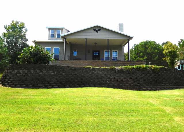Property at 1247 Cross St, Springville, AL 35146, 5 beds, 4.5 baths