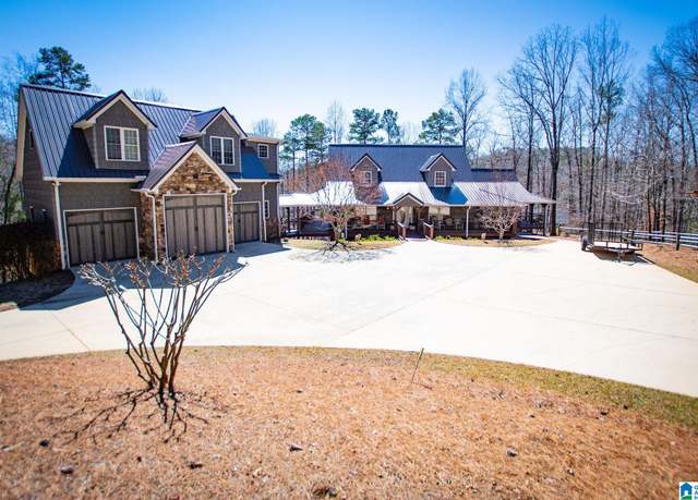 Property at 395 Creek Run Rd, Wedowee, AL 36278, 5 beds, 5.5 baths
