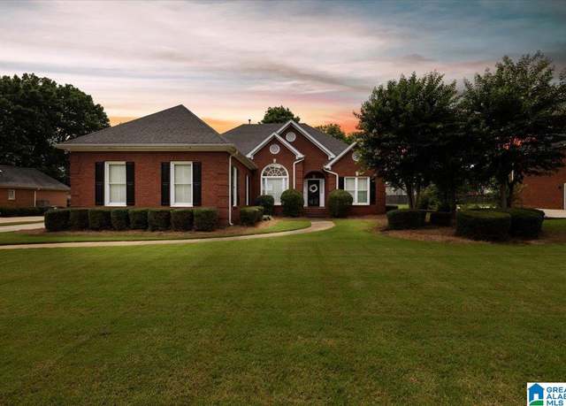 Property at 314 Kensington Ave, Trussville, AL 35173, 4 beds, 3.5 baths