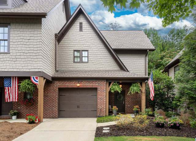 Property at 1065 Inverness Cove Way, Hoover, AL 35242, 3 beds, 2.5 baths