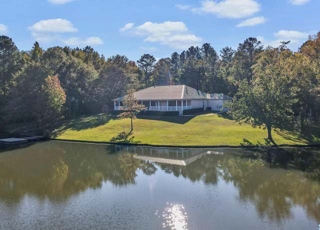 Property at 3071 County Road 74, Sylacauga, AL 35151, 4 beds, 2 baths