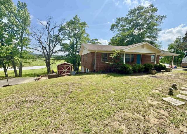Property at 1372 Highway 33, Oneonta, AL 35121, 4 beds, 2 baths