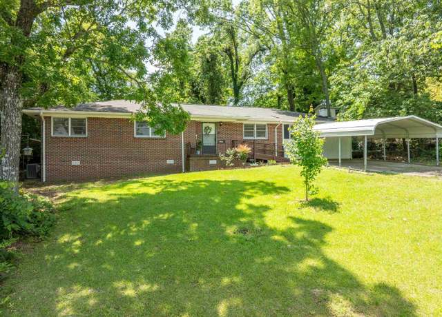 Property at 1623 Mccall Dr, Anniston, AL 36207, 3 beds, 1.5 baths