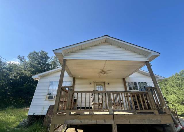 Property at 431 County Road 565, Hanceville, AL 35077, 3 beds, 1.5 baths