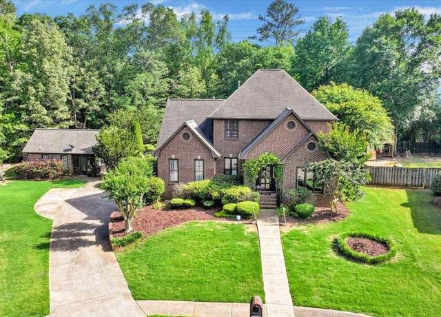 Property at 6775 Norris Farm Rd, Trussville, AL 35173, 6 beds, 4.5 baths