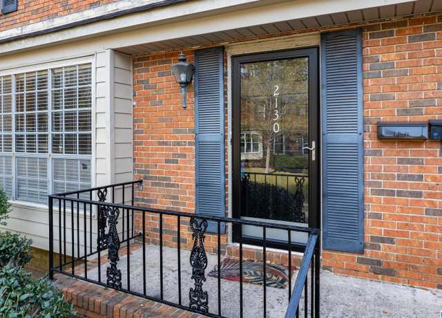 Property at 2130 Montreat Way #2130, Vestavia Hills, AL 35216, 3 beds, 2.5 baths