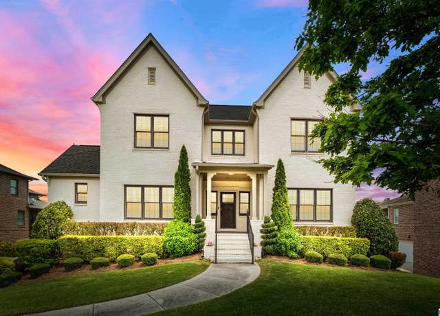 Property at 4948 Provence Cir, Vestavia Hills, AL 35242, 5 beds, 4.5 baths