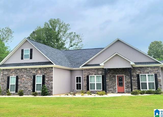 Property at 314 Lakeview Ct, Gadsden, AL 35903, 3 beds, 2 baths