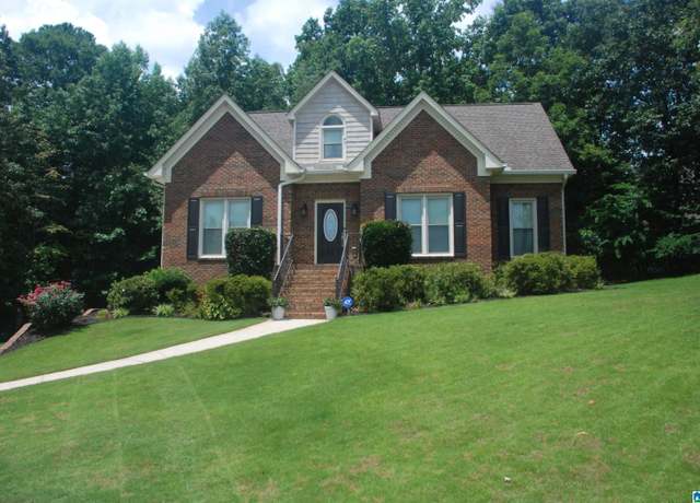 Property at 2084 Crosscrest Dr, Hoover, AL 35244, 4 beds, 2.5 baths