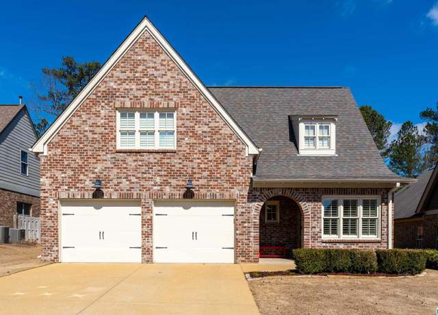 Property at 1024 S Hampton Pl, Birmingham, AL 35242, 3 beds, 2 baths