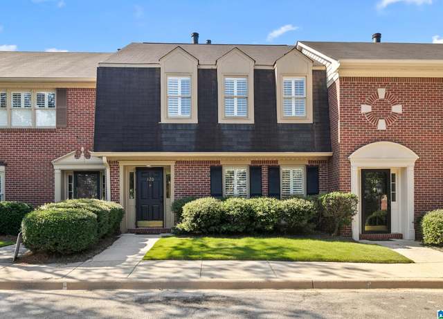 Property at 320 Chase Plantation Cir, Hoover, AL 35244, 3 beds, 2.5 baths