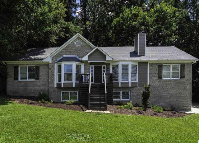 Property at 2058 Lakeview Ln, Birmingham, AL 35244, 4 beds, 3.5 baths