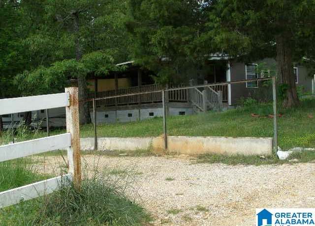 Property at 99 Tinnie Ln, Childersburg, AL 35044, 3 beds, 2 baths