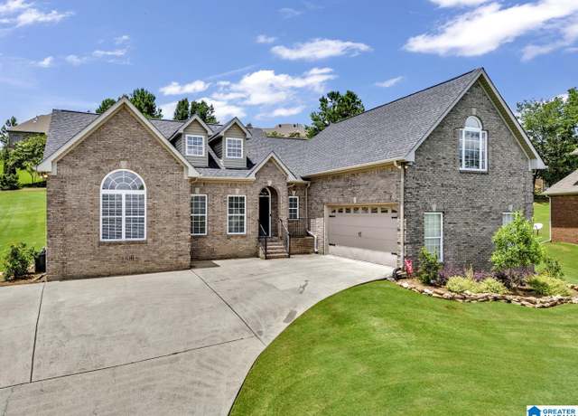 Property at 8530 Highlands Trce, Trussville, AL 35173, 4 beds, 3 baths