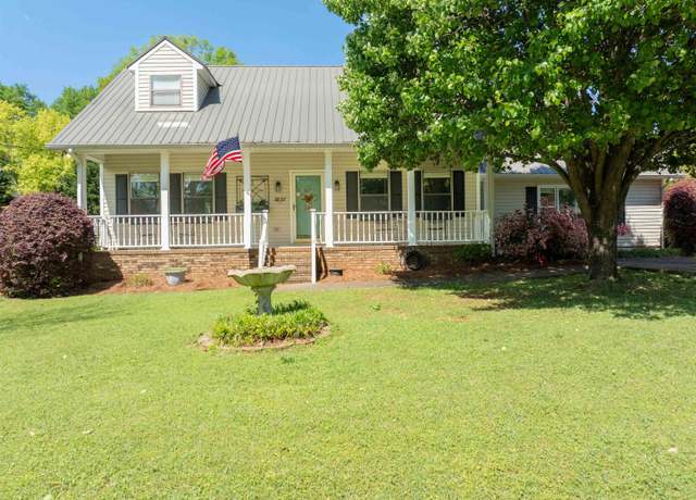 Property at 3837 Hastings Dr, Oxford, AL 36203, 3 beds, 2 baths