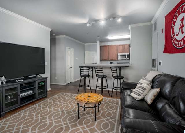 Property at 600 13th St E #532, Tuscaloosa, AL 35401, 3 beds, 3 baths