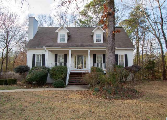 Property at 332 Dogwood Trl, Alabaster, AL 35007, 3 beds, 2.5 baths