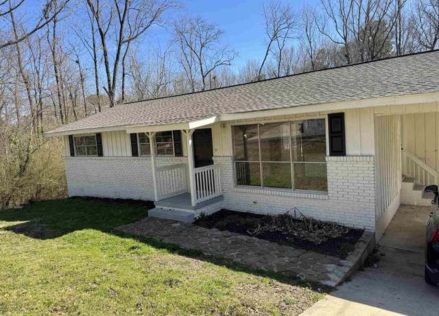 Property at 8211 Baker Rd, Leeds, AL 35094, 4 beds, 2.5 baths