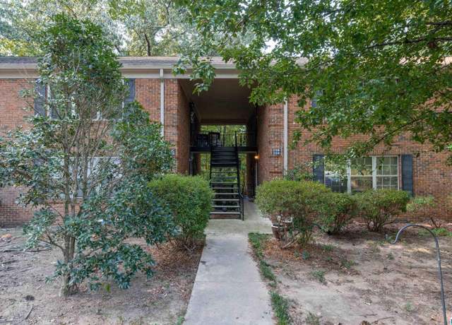 Property at 2106 Montreat Cir #2106, Vestavia Hills, AL 35216, 1 bed, 1 bath