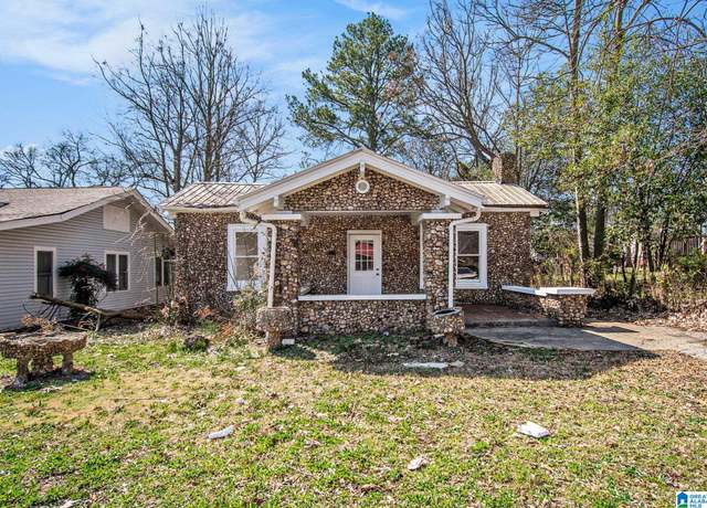 Property at 1611 31st Street Ensley, Birmingham, AL 35208, 4 beds, 1 bath