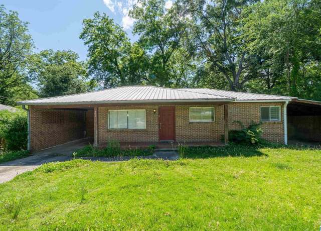 Property at 415 Thomas St, Warrior, AL 35180, 3 beds, 1.5 baths