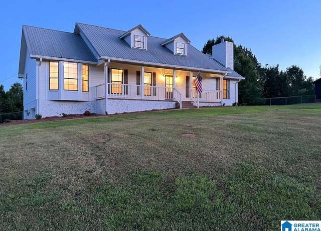 Property at 4460 Warrior Jasper Rd, Dora, AL 35062, 4 beds, 2 baths