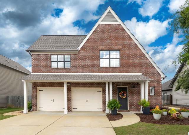Property at 7027 Kensington Ave, Calera, AL 35040, 4 beds, 2.5 baths