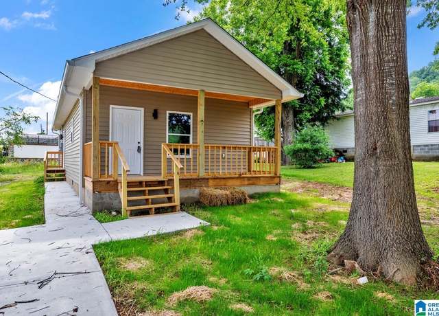 Property at 205 Canal St, Oneonta, AL 35121, 2 beds, 2 baths