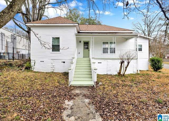 Property at 1832 25th Ct, Homewood, AL 35209, 3 beds, 2.5 baths