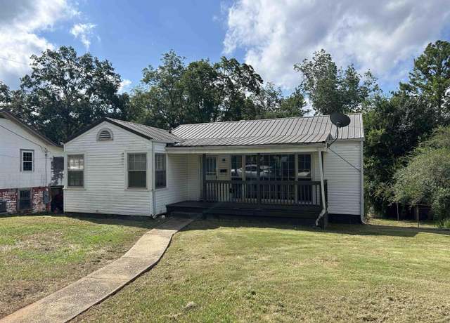 Property at 204 Gary Ave, Talladega, AL 35160, 2 beds, 2 baths