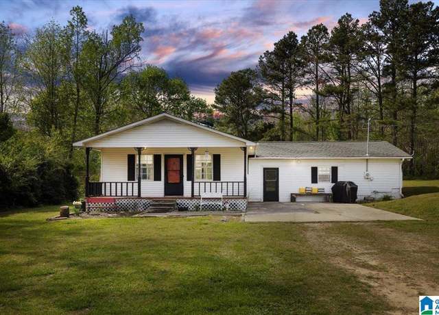 Property at 838 Shady Grove Rd, Guntersville, AL 35016, 3 beds, 2.5 baths