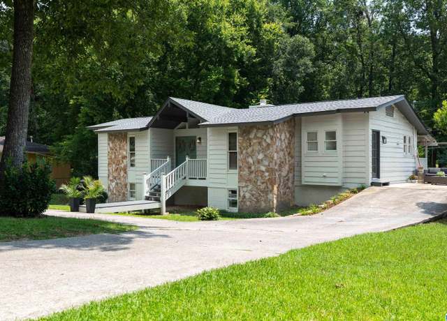 Property at 2233 Great Rock Rd, Vestavia Hills, AL 35216, 4 beds, 3 baths