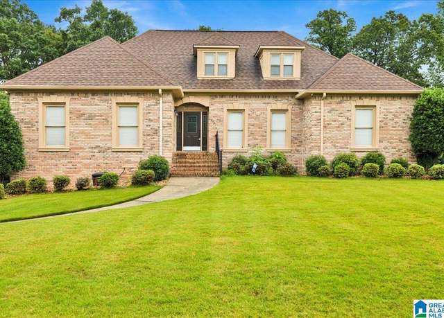 Property at 5337 Pineneedle Dr, Gardendale, AL 35071, 5 beds, 4 baths