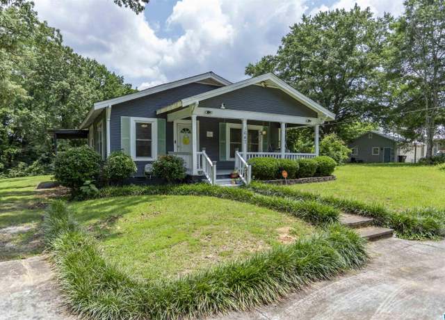 Property at 1647 Moncrief Rd, Gardendale, AL 35071, 2 beds, 2 baths