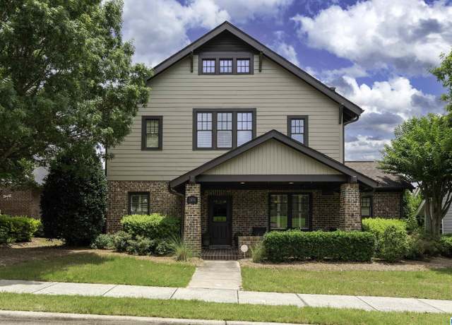 Property at 3878 Village Center Dr, Hoover, AL 35226, 4 beds, 3.5 baths