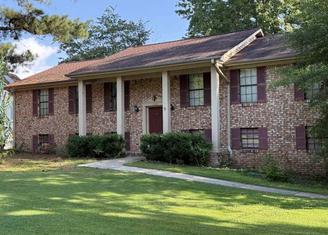 Property at 1505 Lake Site Dr, Birmingham, AL 35235, 3 beds, 3 baths