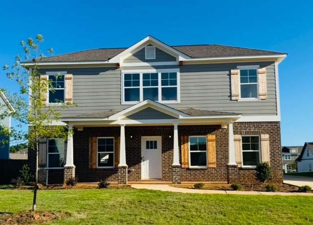Property at 540 Avondale Ln, Pell City, AL 35125, 4 beds, 3.5 baths