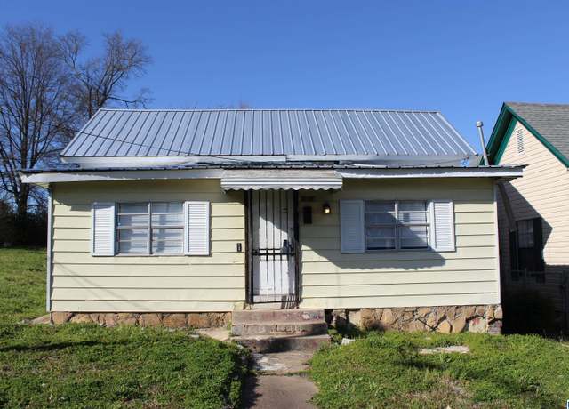 Property at 1014 3rd St, Birmingham, AL 35214, 4 beds, 1 bath