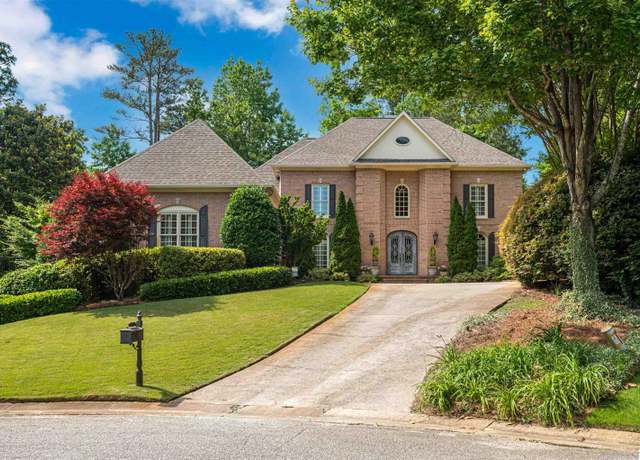 Property at 2202 Magnolia Cv, Vestavia Hills, AL 35243, 5 beds, 4.5 baths