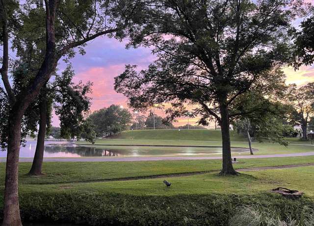 Property at 210 Park Pl, Oxford, AL 36203, 2 beds, 2.5 baths