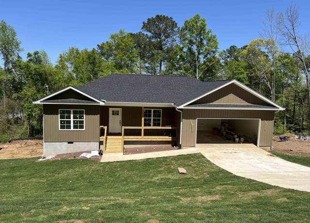 Property at 715 Kingview Dr, Oxford, AL 36203, 3 beds, 2 baths