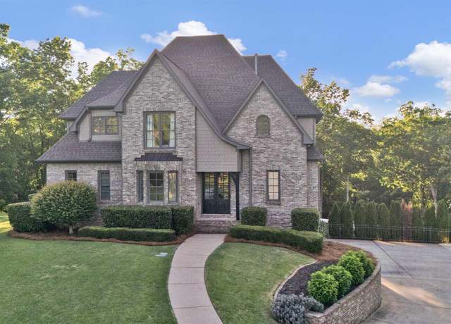 Property at 1025 Columbia Cir, Birmingham, AL 35242, 4 beds, 4.5 baths