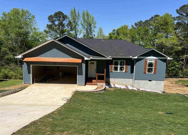 Property at 711 Kingview Dr, Oxford, AL 36203, 3 beds, 2 baths