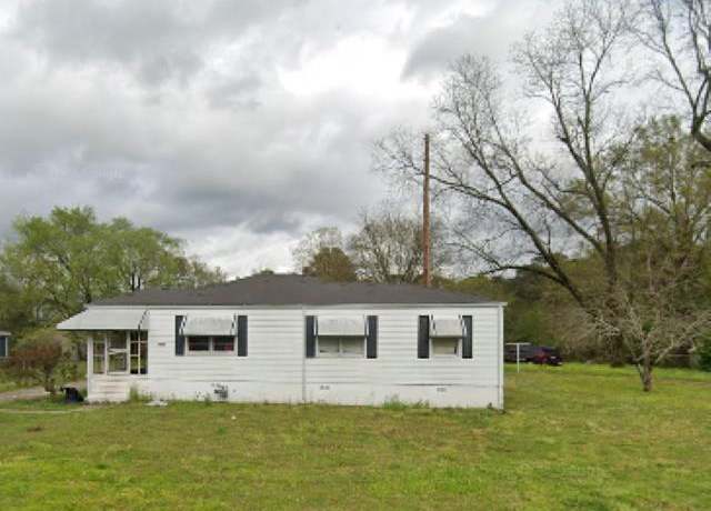 Property at 1925 2nd Pl NW, Center Point, AL 35215, 2 beds, 1 bath