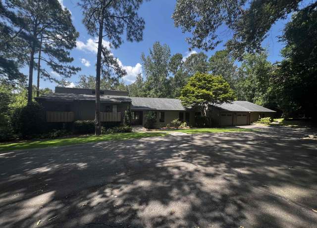 Property at 2530 Creekview Dr, Hoover, AL 35226, 4 beds, 5 baths