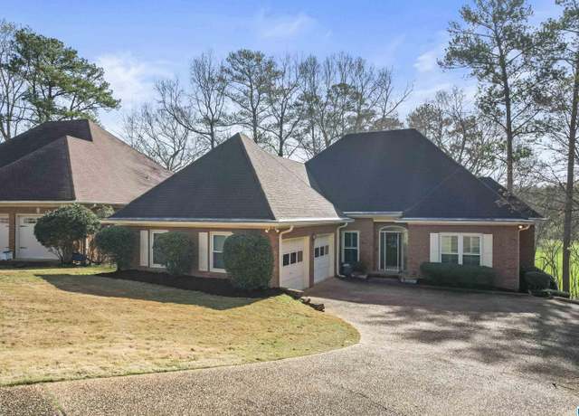Property at 3840 Ripple Leaf Cir, Hoover, AL 35216, 4 beds, 2.5 baths
